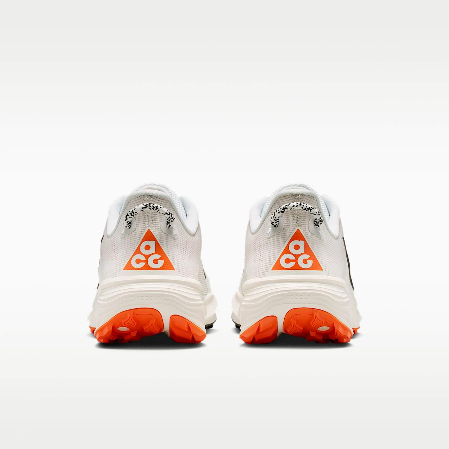 Nike ACG Pegasus Trail Traillaufschuh (Herren) – Summit White/Phantom/Safety Orange/Schwarz