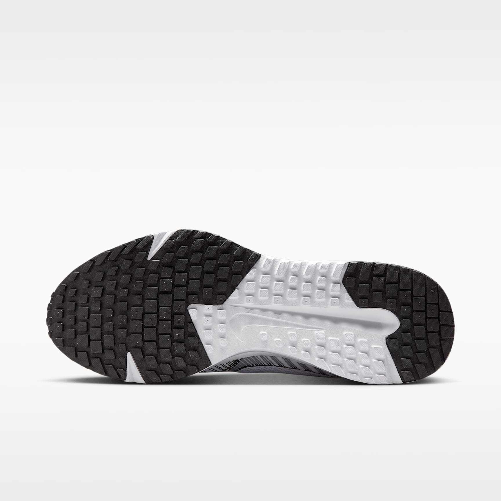 Nike Run Defy Straßenlaufschuh (Herren) – Weiß/Schwarz