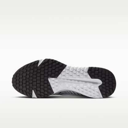Nike Run Defy Straßenlaufschuh (Herren) – Weiß/Schwarz