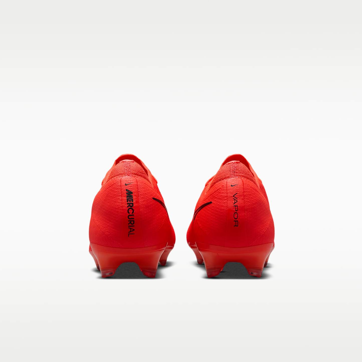 Nike Mercurial Vapor 17 Elite Low-Top-Fußballschuh für normalen Rasen – Bright Crimson/Blur