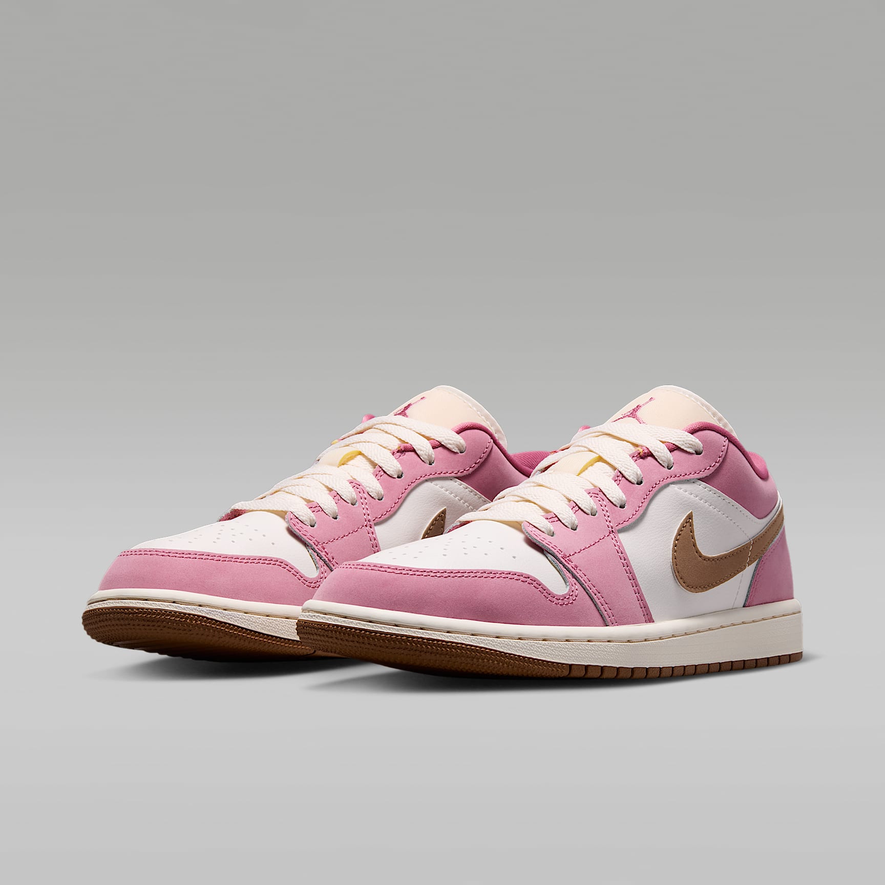 Air Jordan 1 Low Damenschuh – Desert Berry/Light British Tan/Chalk/Sail