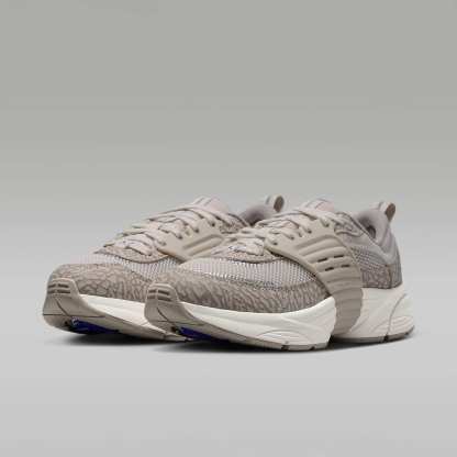 Jordan Trunner O/S Damenschuhe – Gamma Grey/Enigma Stone/Sail/Old Royal