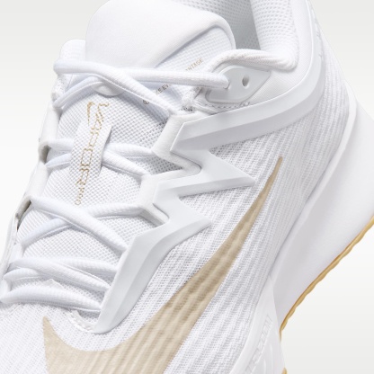 Nike Vapor Pro 3 Tennisschuh für Hartplätze (Herren) – Weiß/Summit White/Linen/Light Orewood Brown