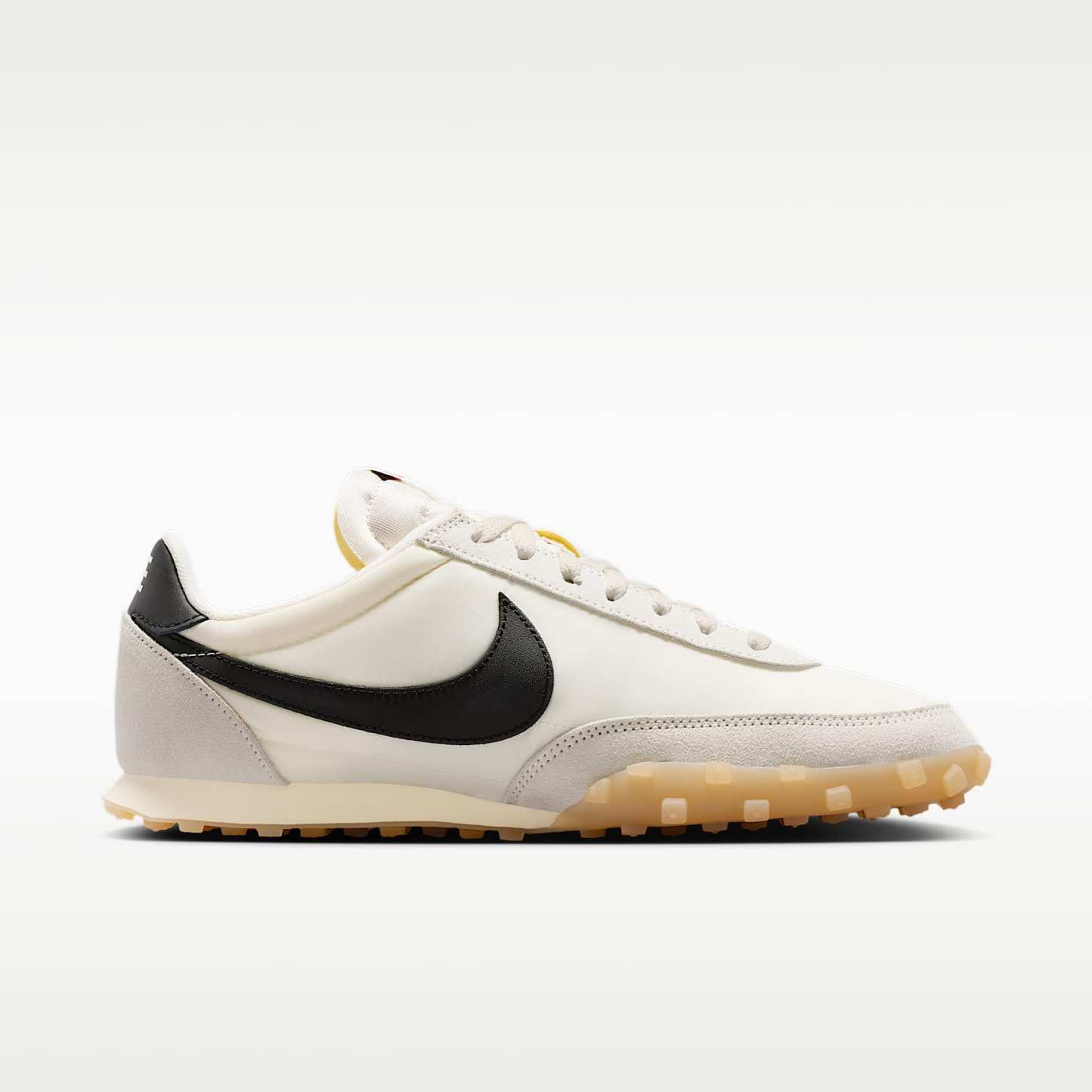 Nike Waffle Racer Herrenschuh – Sail/Coconut Milk/Gum Light Brown/Schwarz
