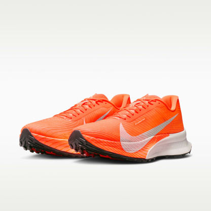 Nike ACG Ultrafly Traillaufschuhe für Wettkämpfe – Hyper Crimson/Total Orange/Vivid Purple/Weiß