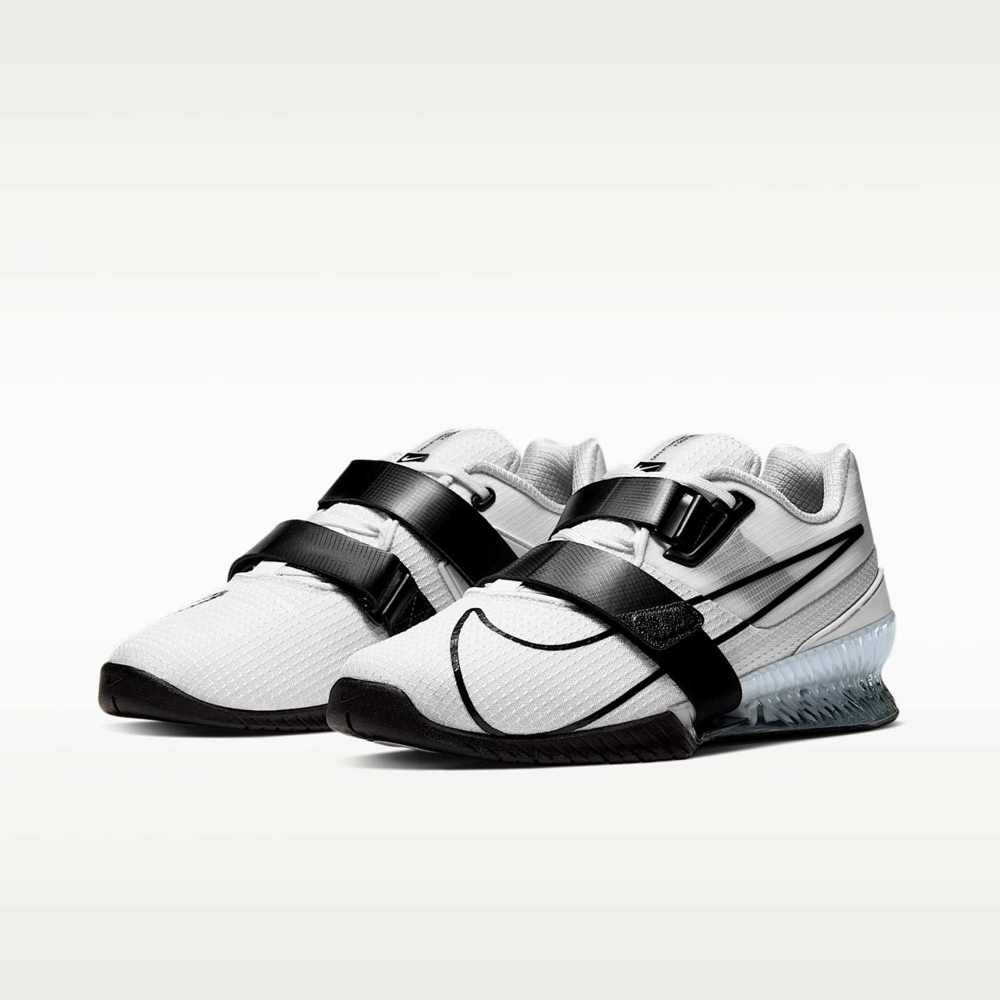 Nike Romaleos 4 Schuhe fürs Gewichtheben – Weiß/Weiß/Schwarz