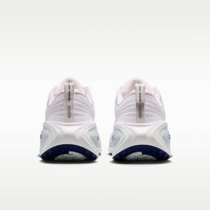 Nike Vomero Plus Straßenlaufschuh (Damen) – Pearl Pink/Weiß/Barely Green/Midnight Navy