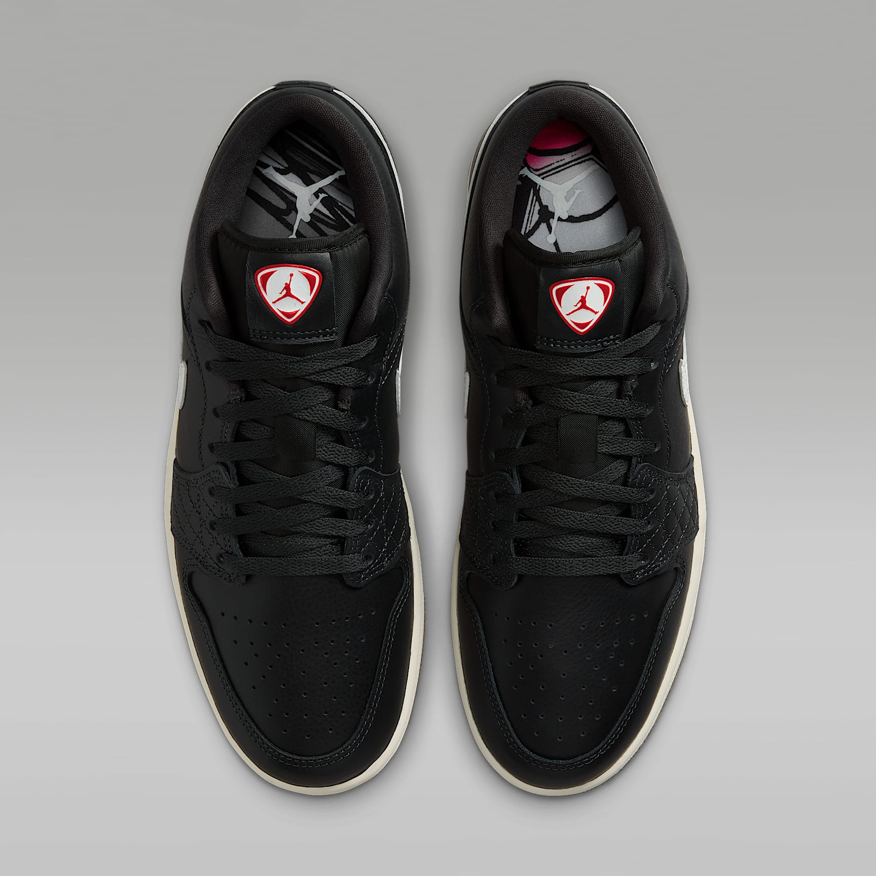 Air Jordan 1 Low SE Herrenschuh – Off Noir/University Red/Game Royal/Sail