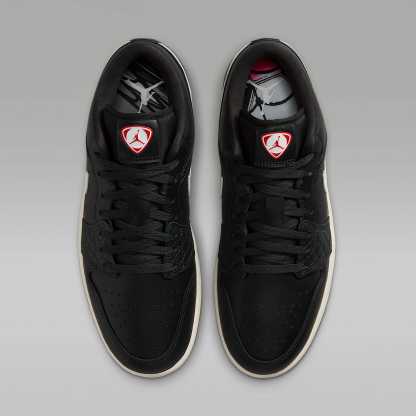 Air Jordan 1 Low SE Herrenschuh – Off Noir/University Red/Game Royal/Sail
