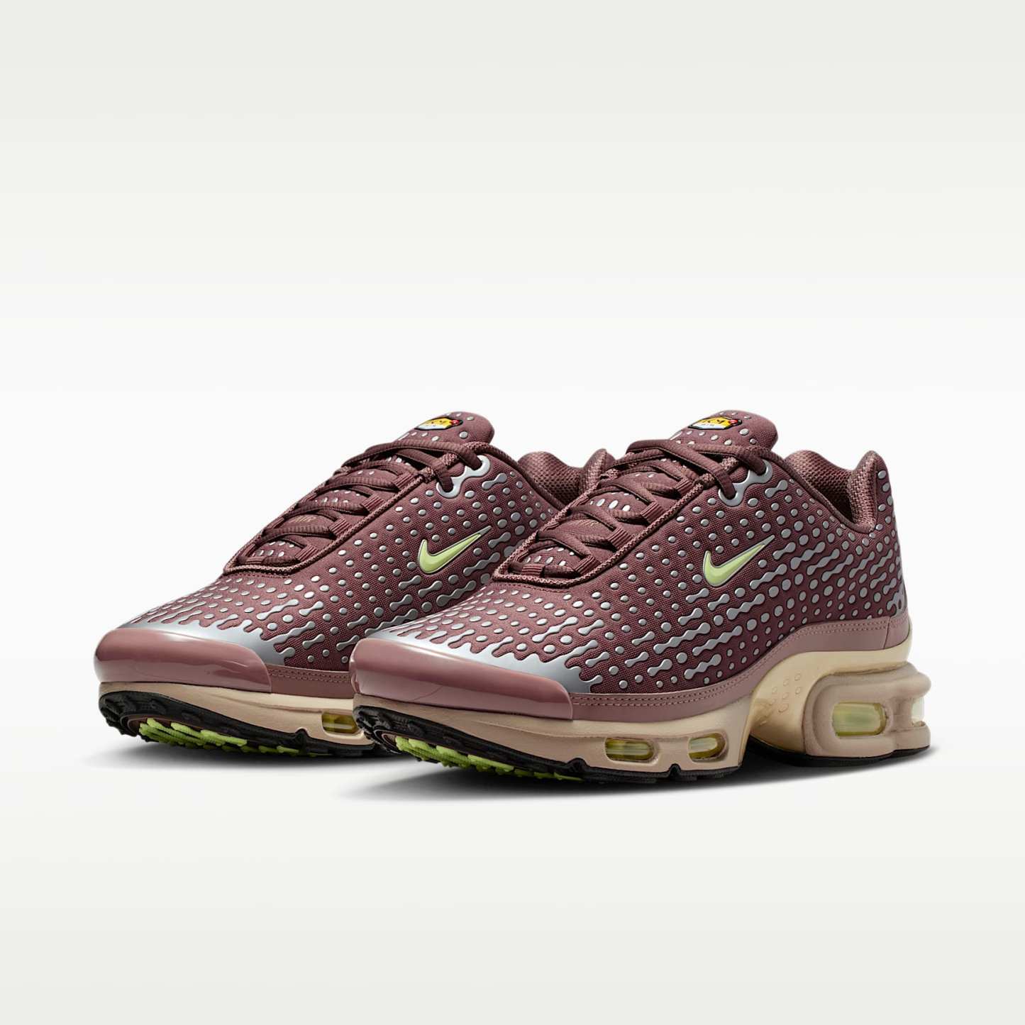 Nike Air Max Plus VII Schuh (Herren) – Plum Eclipse/Metallic Gold Grain/Schwarz/Barely Volt