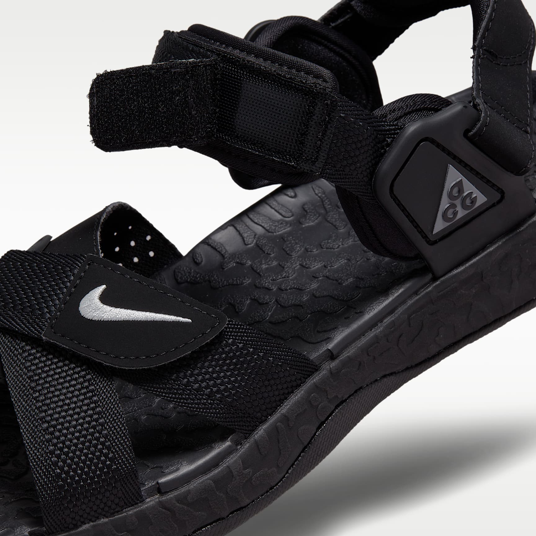 ACG Air Deschutz+ Sandalen – Schwarz/Schwarz/Anthracite/Grey Fog