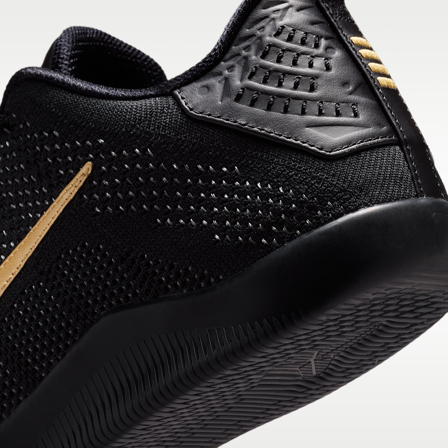 Kobe XI Elite Protro Basketballschuhe – Schwarz/Schwarz