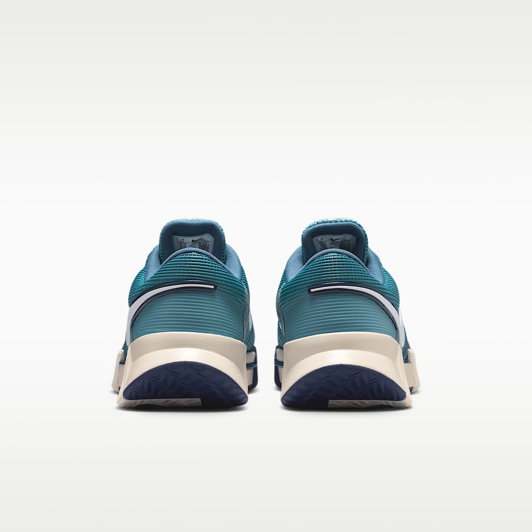 Nike GP Challenge 1.5 Tennisschuh für Sandplätze (Herren) – Smokey Blue/Light Bone/New Slate/Weiß