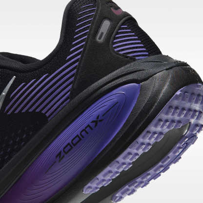 Nike Vomero 18 Straßenlaufschuh (Damen) – Schwarz/Persian Violet/True Berry/Metallic Silver
