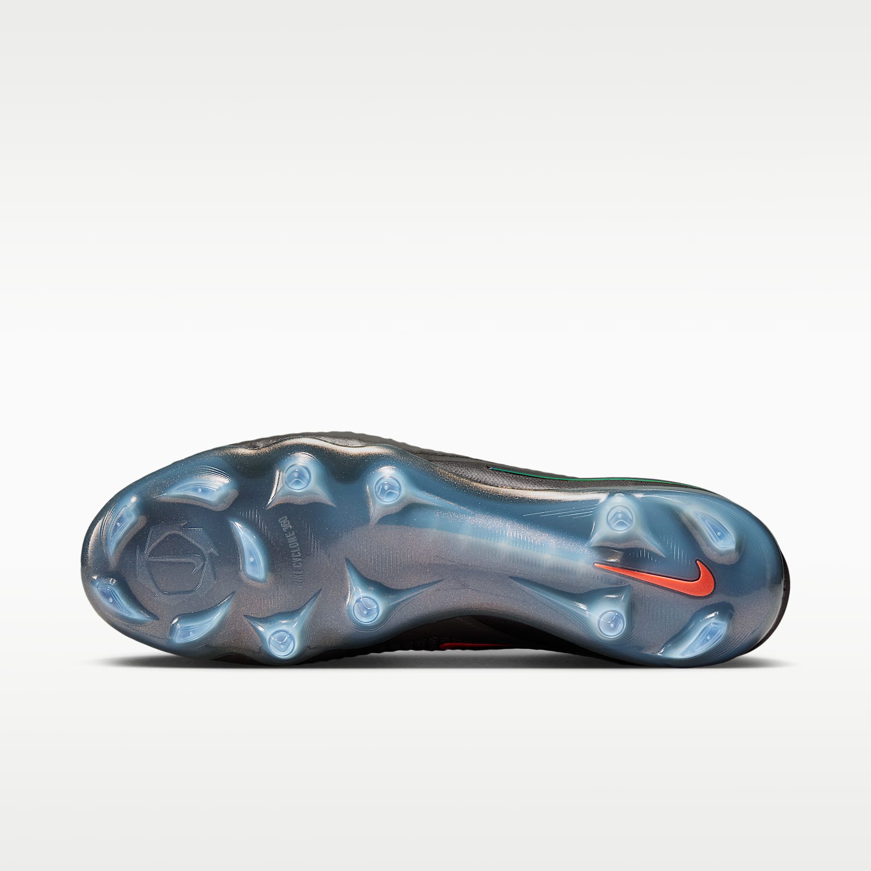 Nike Phantom 6 Low Elite LV8 Fußballschuh für normalen Rasen – Medium Ash/Schwarz/Gold Amber