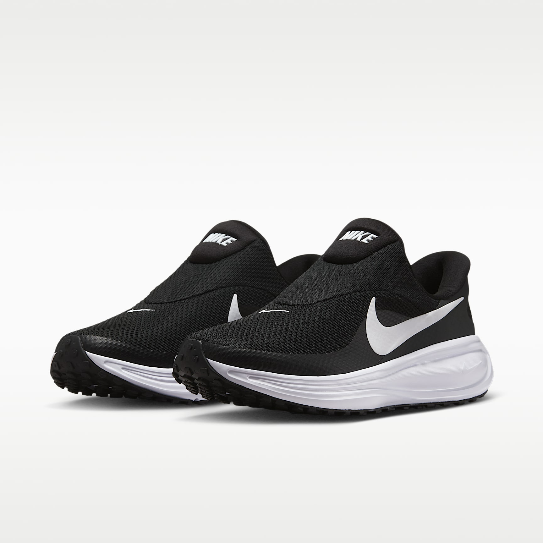 Nike Revolution 8 EasyOn Straßenlaufschuh (Damen) – Schwarz/Anthracite/Wolf Grey/Weiß