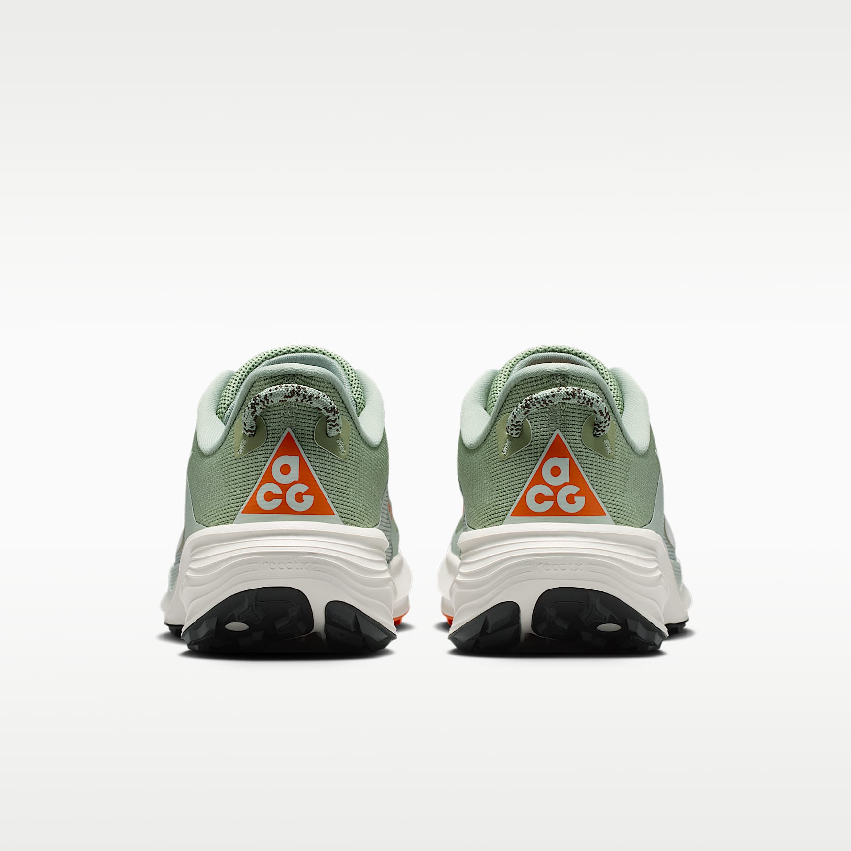 Nike ACG Pegasus Trail Traillaufschuh (Herren) – Jade Horizon/Light Silver/Safety Orange/Phantom