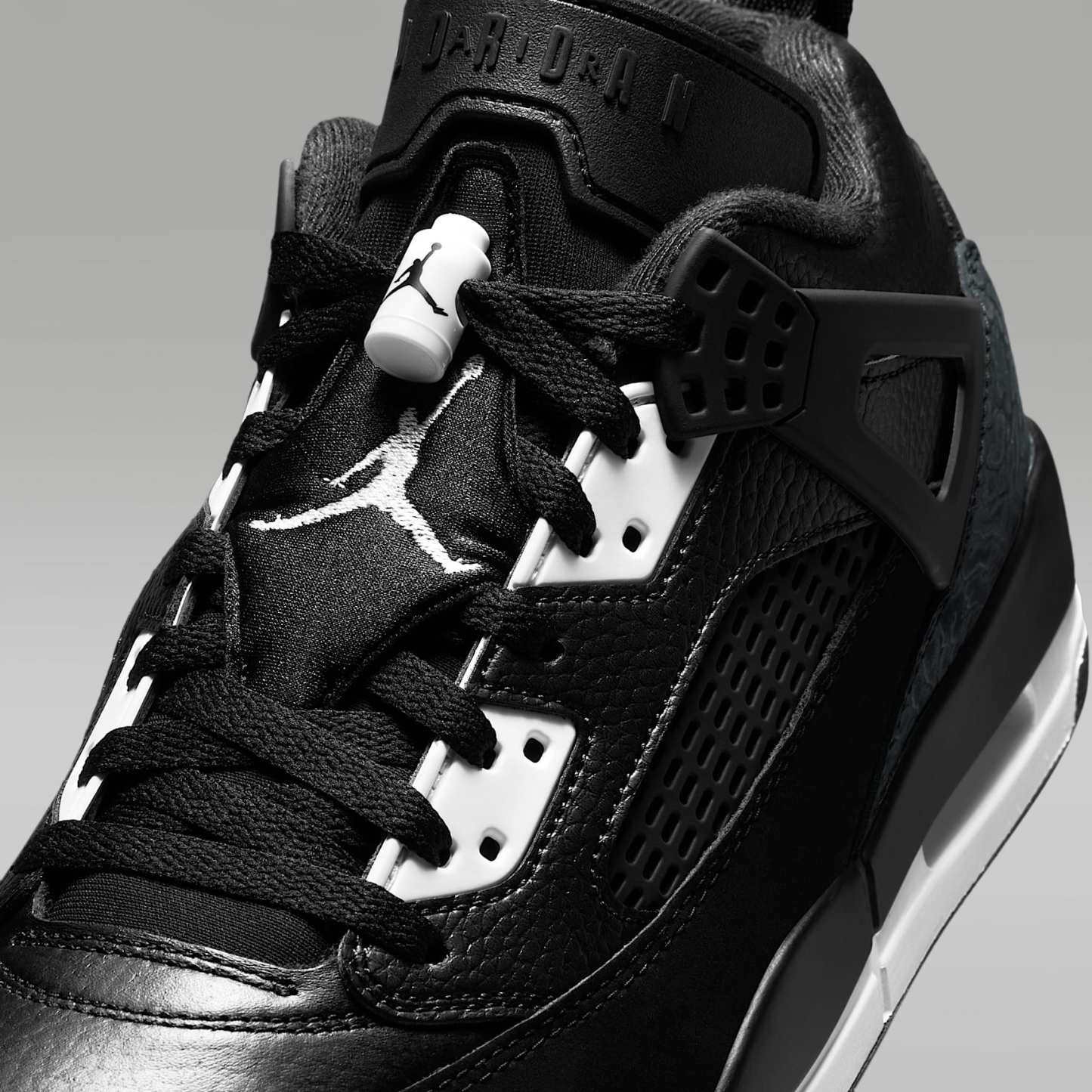 Jordan Spizike Low Herrenschuh – Schwarz/Weiß/Anthracite/Weiß