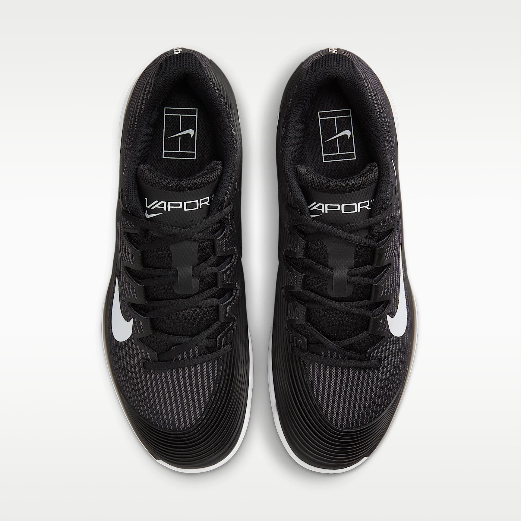 Nike Vapor 12 Tennisschuh für Hartplätze (Herren) – Schwarz/Dark Smoke Grey/Weiß