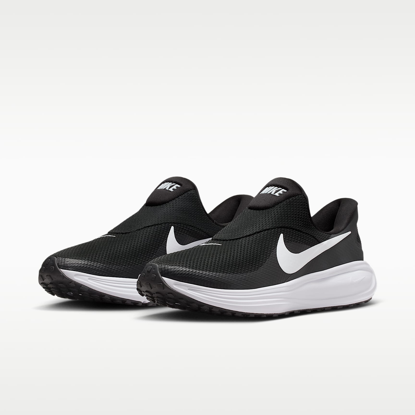 Nike Revolution 8 EasyOn Straßenlaufschuh (Herren) – Schwarz/Anthracite/Wolf Grey/Weiß