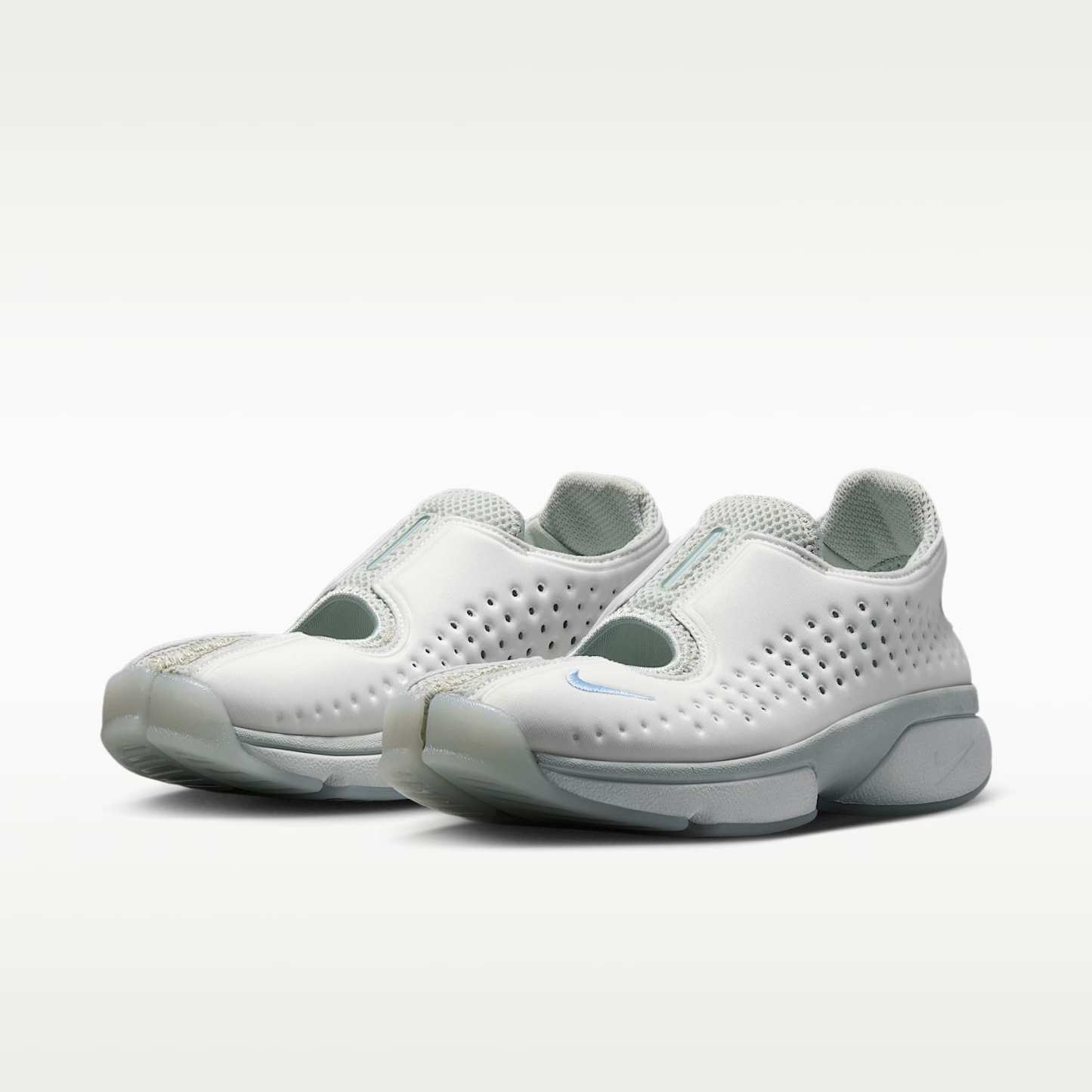 Nike Rift 2 Schuh (Damen) – Summit White/Swan/Light Silver/Ice Blue