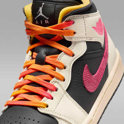 Air Jordan 1 Mid SE Edge Schuh (Damen) – Pale Ivory/Schwarz/Muslin/Racer Pink