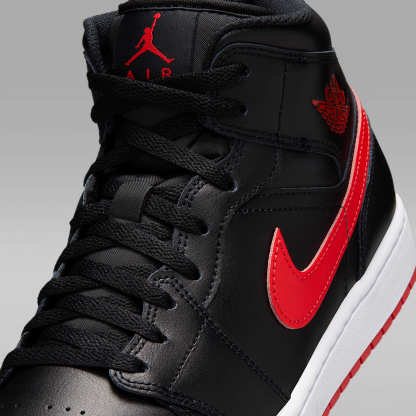 Air Jordan 1 Mid Herrenschuh – Schwarz/Weiß/University Red