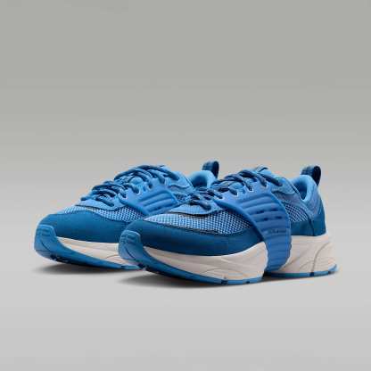 Jordan Trunner O/S Damenschuhe – Blue Beyond/True Blue/Soft Pearl