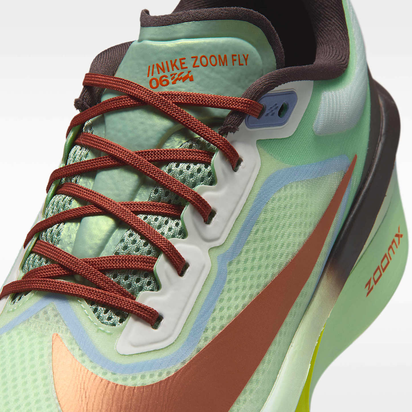 Nike Zoom Fly 6 Straßenlaufschuh für Wettkämpfe (Herren) – Steam/Frosted Spruce/Purple Fade/Rugged Orange
