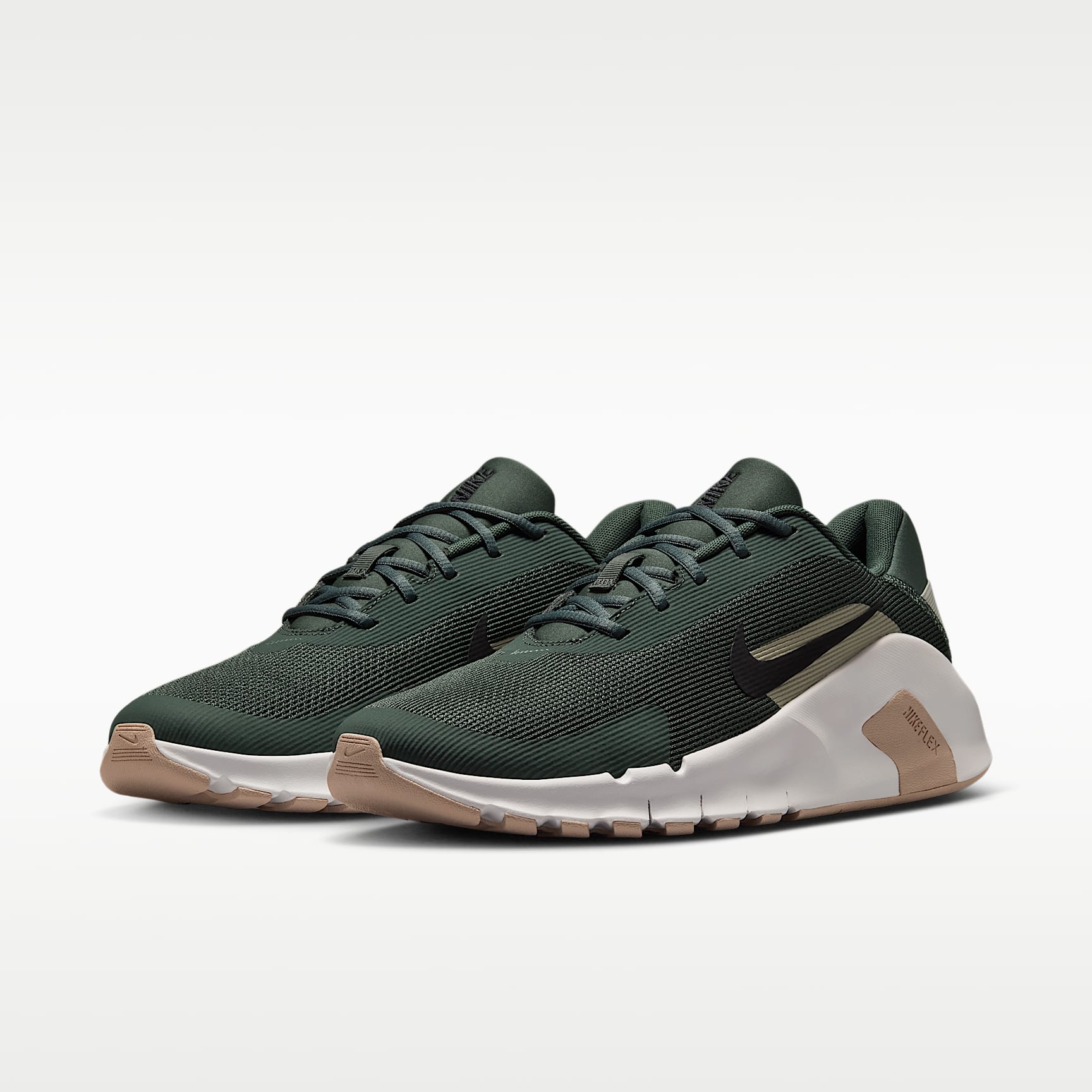 Nike Flex Train Workout-Schuh (Herren) – Camo Green/Summit White/Cream II/Schwarz