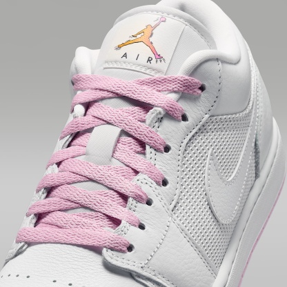 Air Jordan 1 Low SE Herrenschuh – Summit White/Light Arctic Pink/Silber