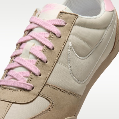 Nike Sprint Sister Schuh (Damen) – Linen/Sail/Pink Foam/Light Orewood Brown