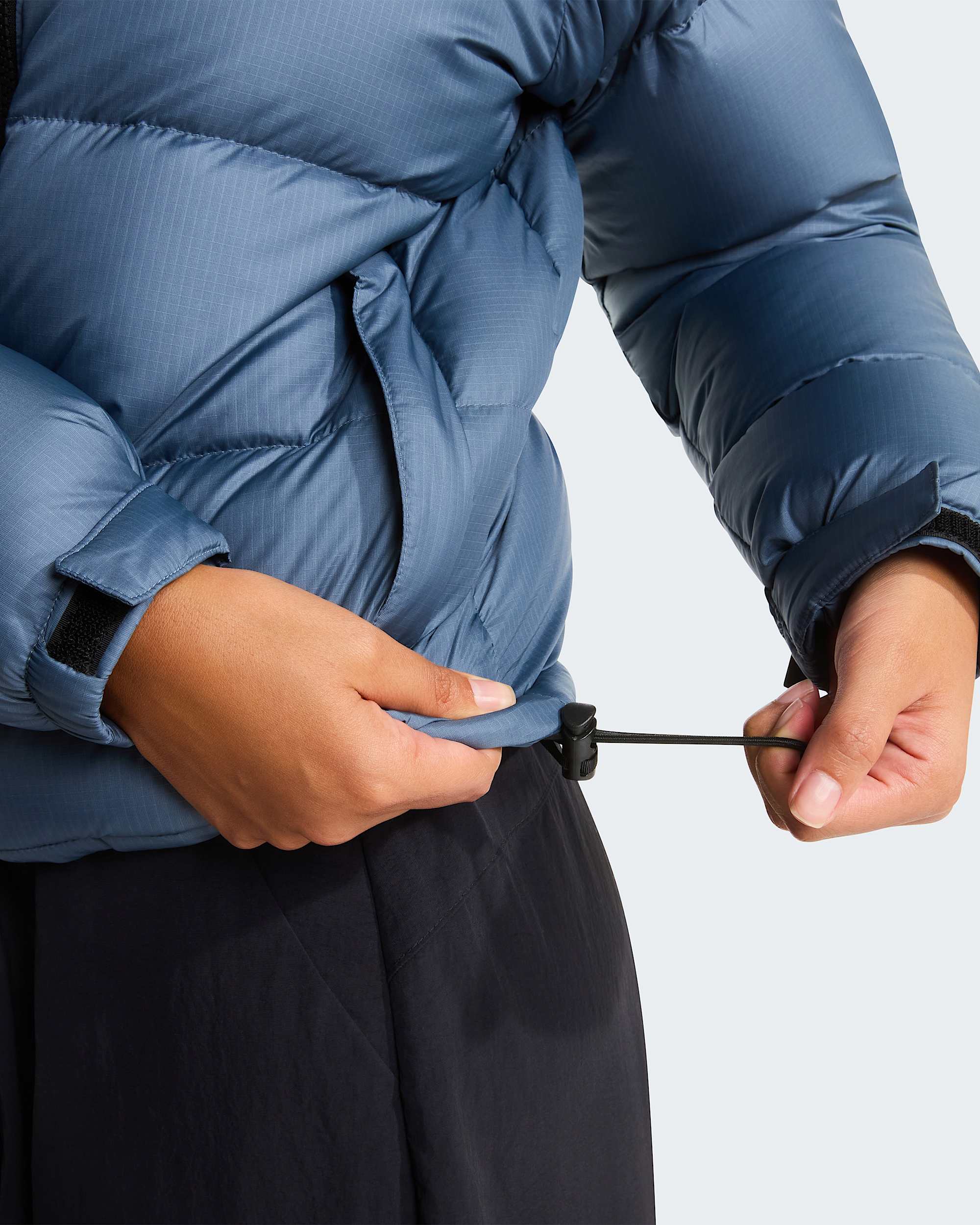 1996 Retro Nuptse Jacke für Damen – Granite Grey