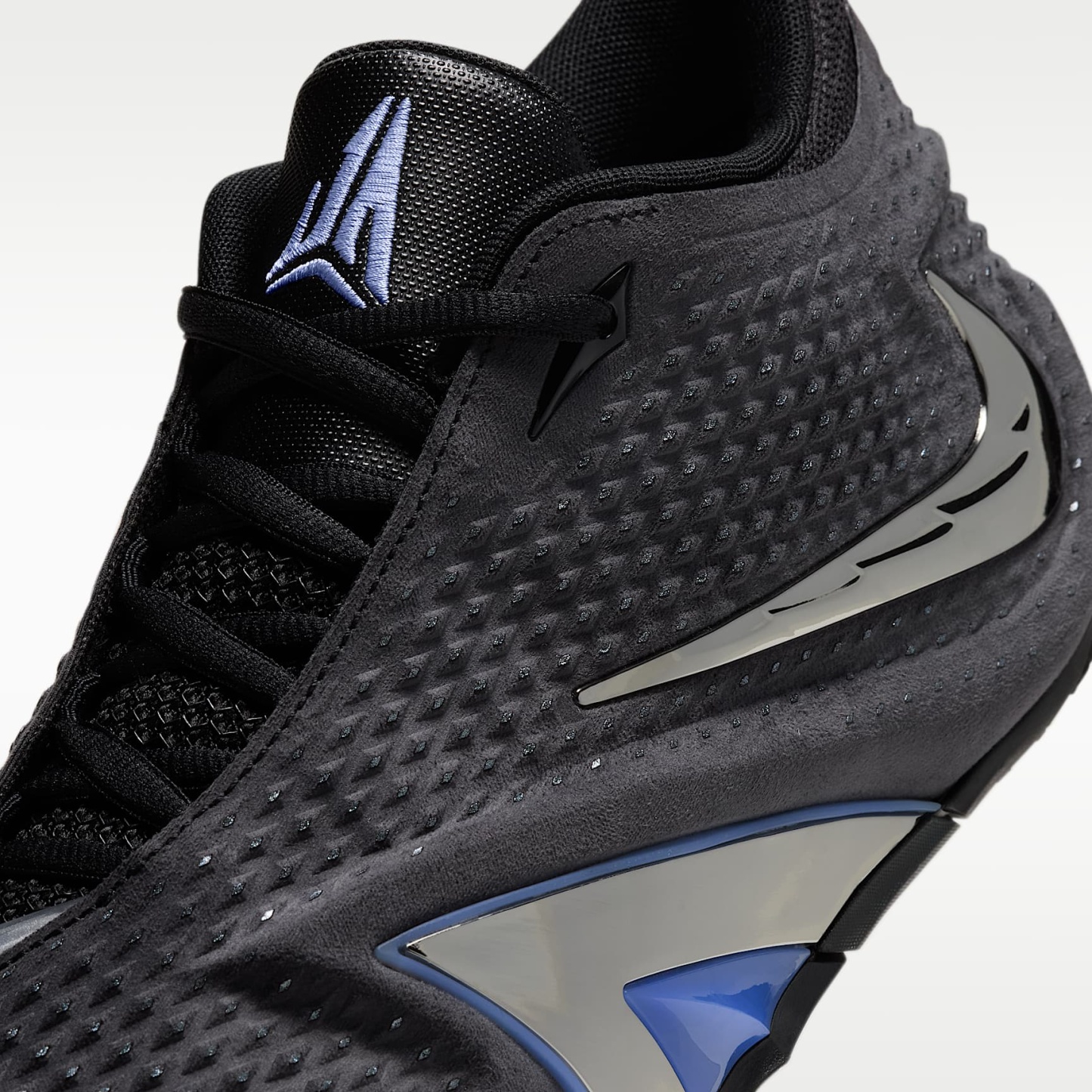 JA 4 "Nightmare" Basketballschuhe – Schwarz/Cobalt Bliss/Dark Smoke Grey/Metallic Silver
