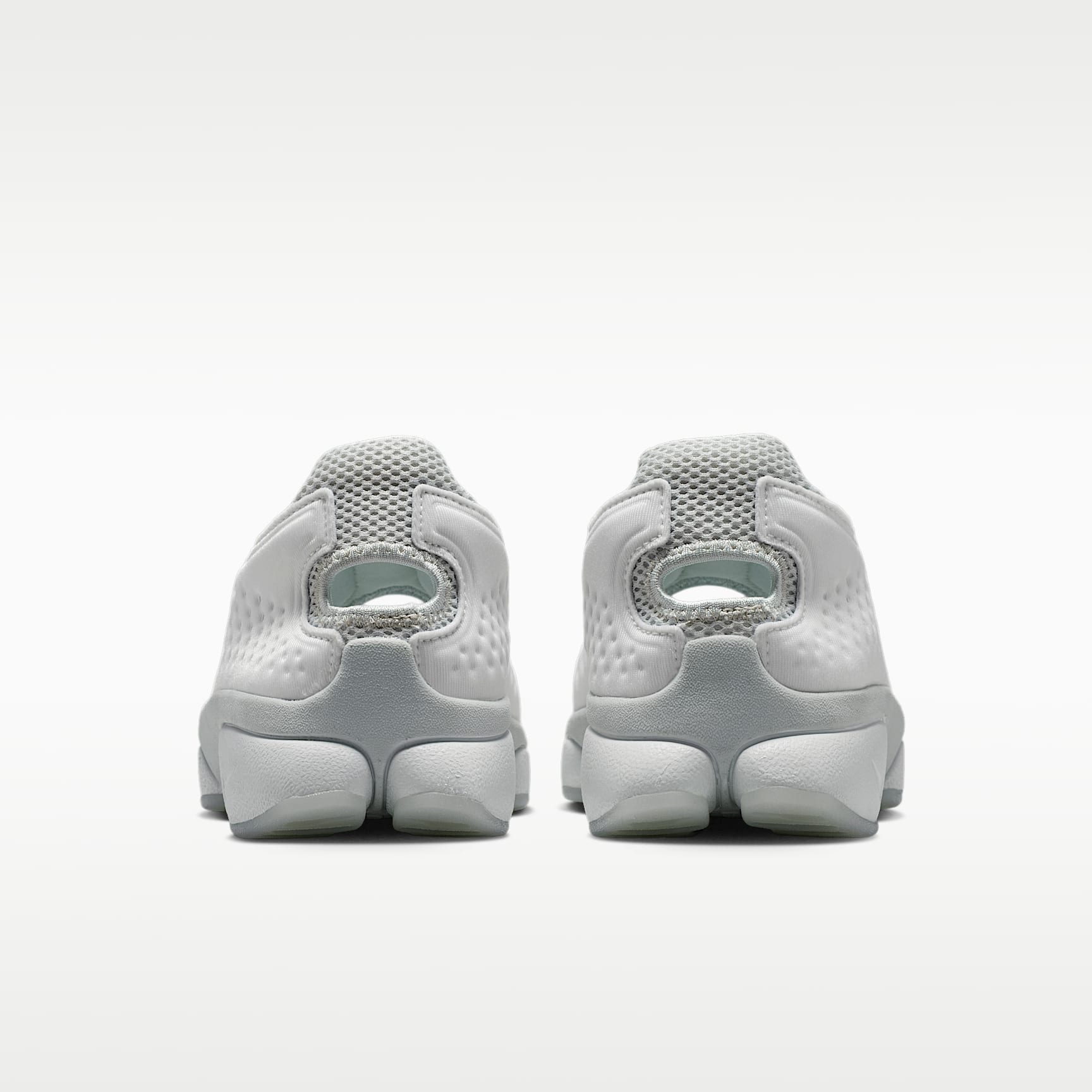 Nike Rift 2 Schuh (Damen) – Summit White/Swan/Light Silver/Ice Blue