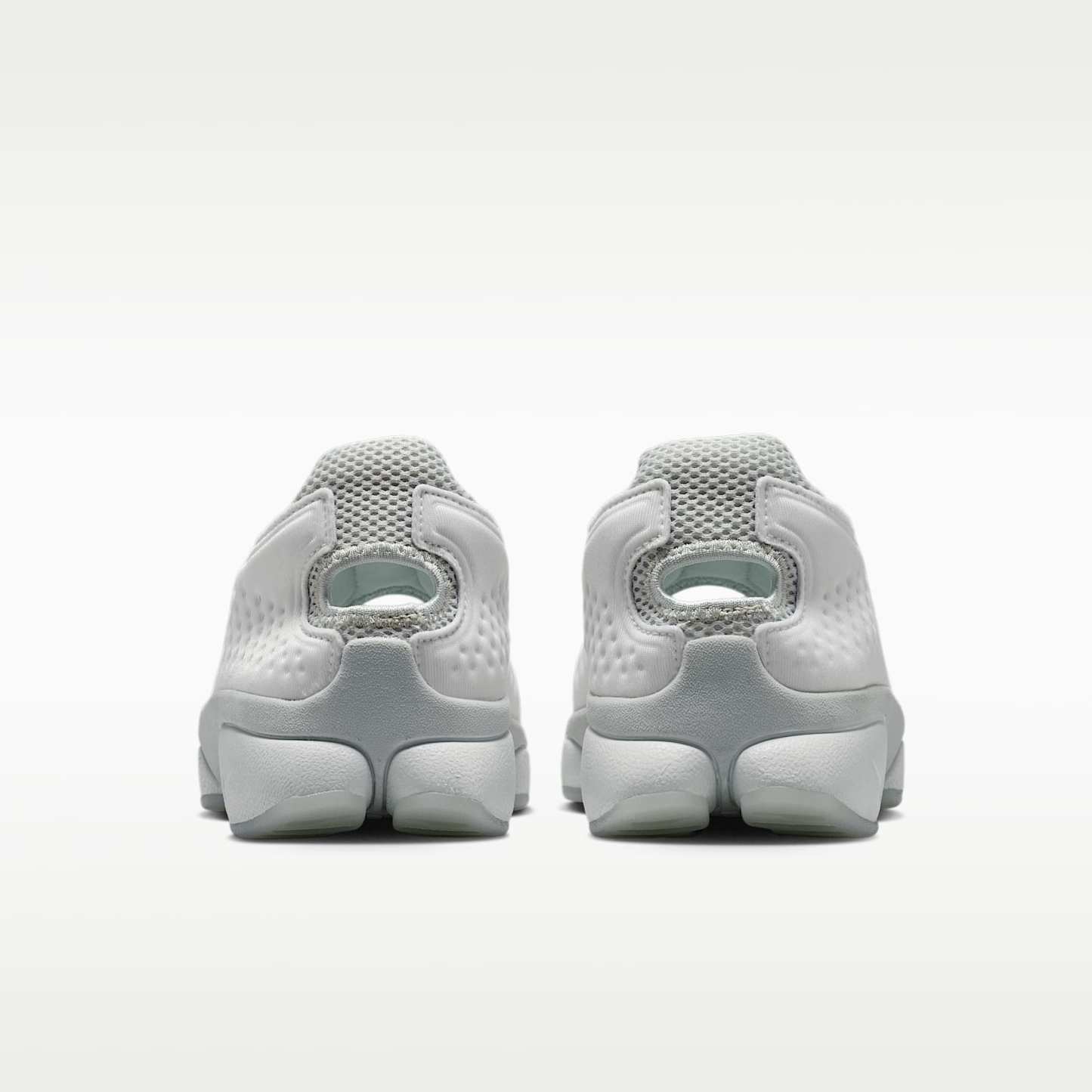 Nike Rift 2 Schuh (Damen) – Summit White/Swan/Light Silver/Ice Blue