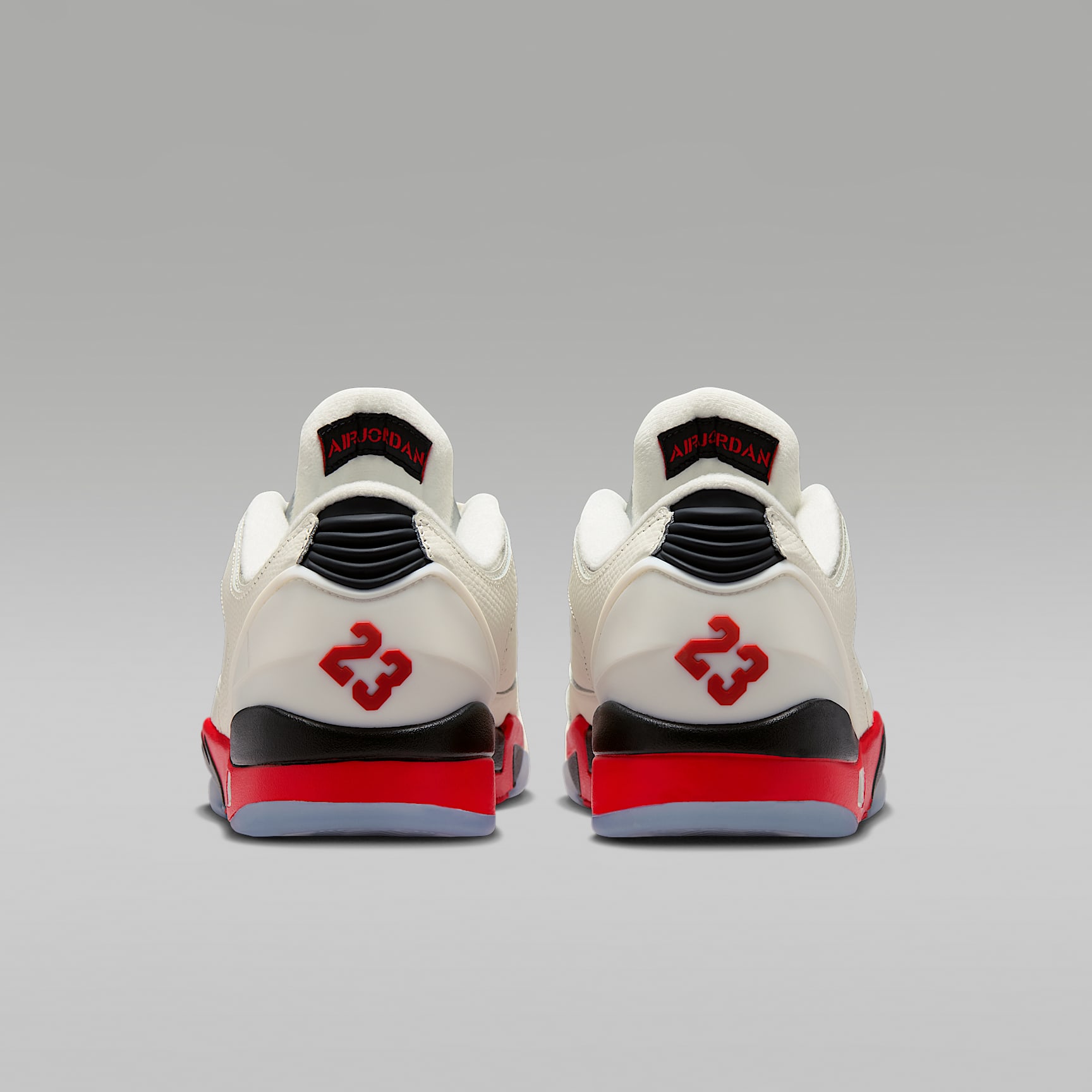 Jordan Sixty Plus Low Herrenschuh – Sail/Schwarz/Reflect Silver/Fire Red