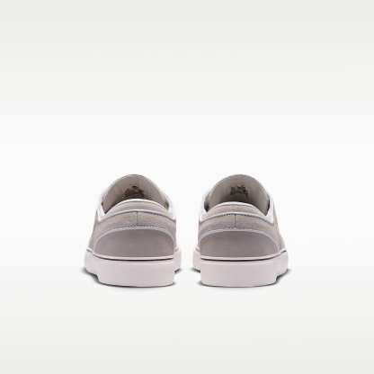 Nike SB Zoom Janoski OG+ Skateschuh – Weiß/Sail/Light Chocolate/Linen