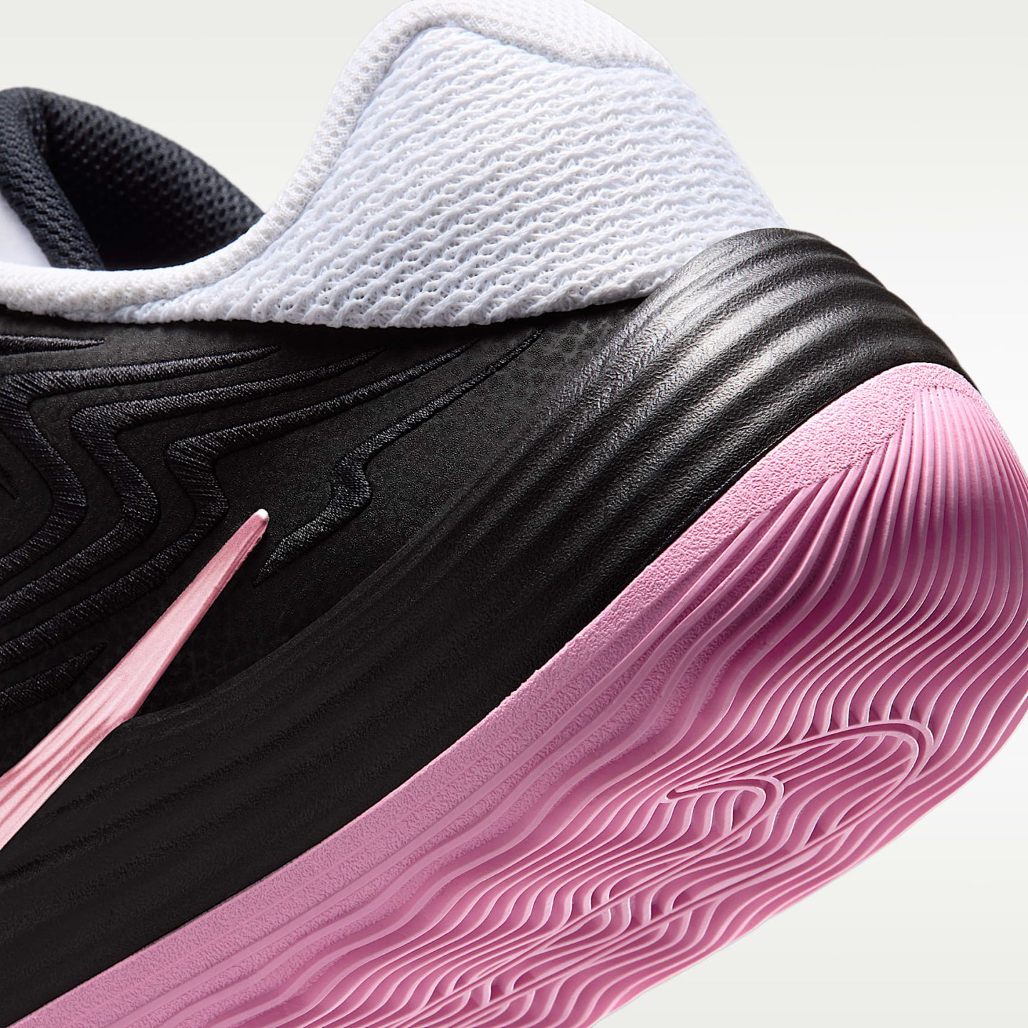 Nike Precision 8 Low Basketballschuh (Herren) – Weiß/Schwarz/Pink Rise/Pink Rise