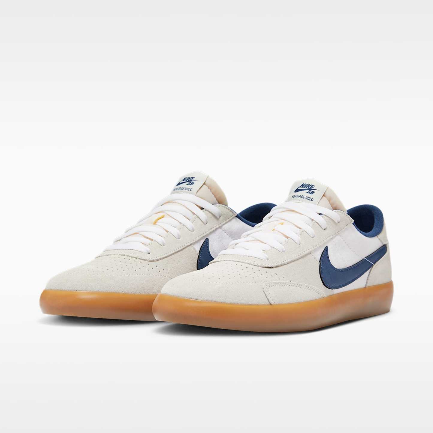 Nike SB Heritage Vulc Skateboardschuh – Summit White/Weiß/Gum Light Brown/Marineblau