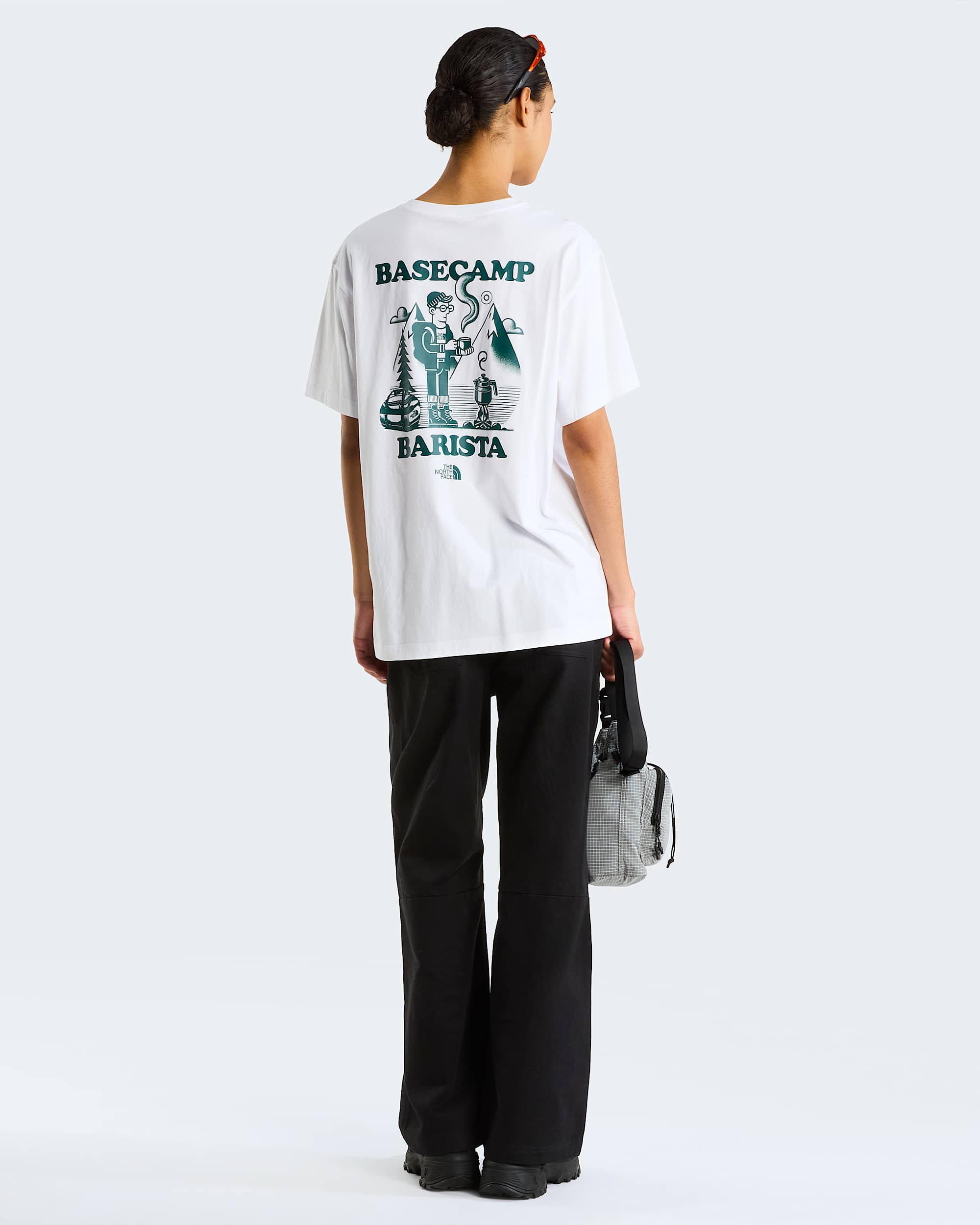 Unisex Basecamp Barista Graphic T-Shirt mit lockerer Passform – TNF White-Pacific Teal