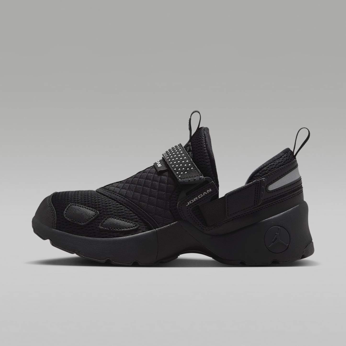 Jordan Trunner LX Schuh (Damen) – Schwarz/Schwarz/Schwarz