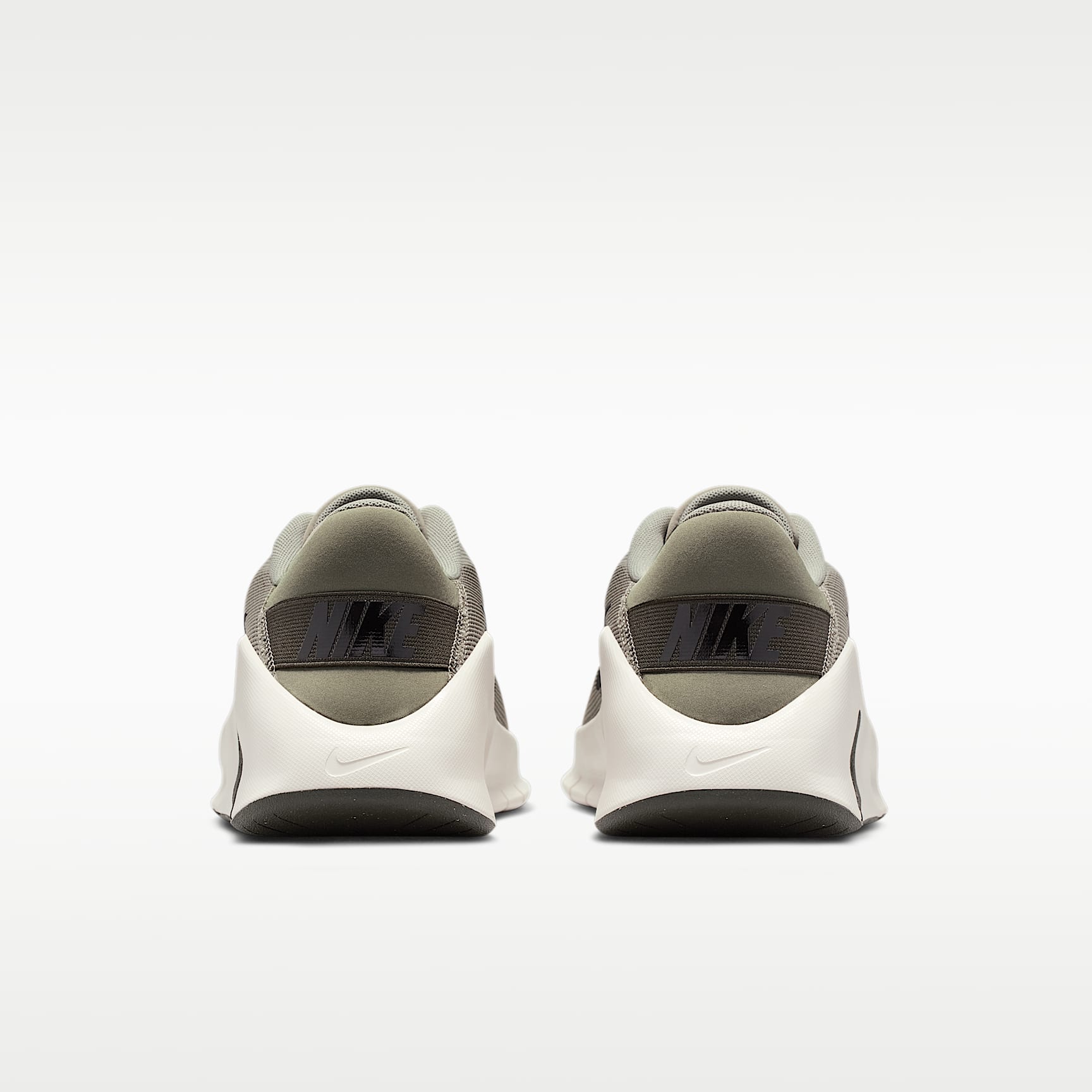 Nike Flex Train Workout-Schuh (Herren) – Light Army/Sequoia/Phantom/Schwarz