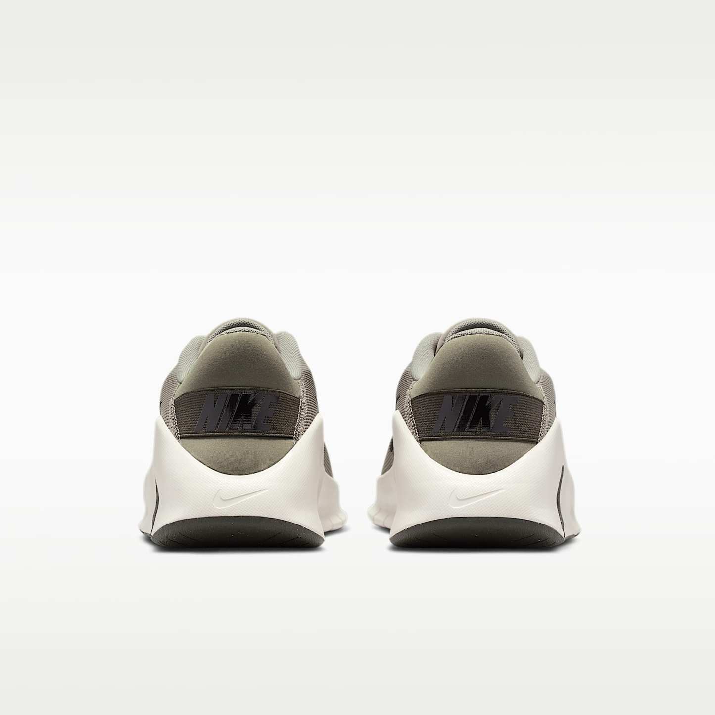 Nike Flex Train Workout-Schuh (Herren) – Light Army/Sequoia/Phantom/Schwarz
