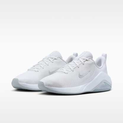 Nike Bella 7 Workout-Schuh (Damen) – Weiß/Weiß/Pure Platinum