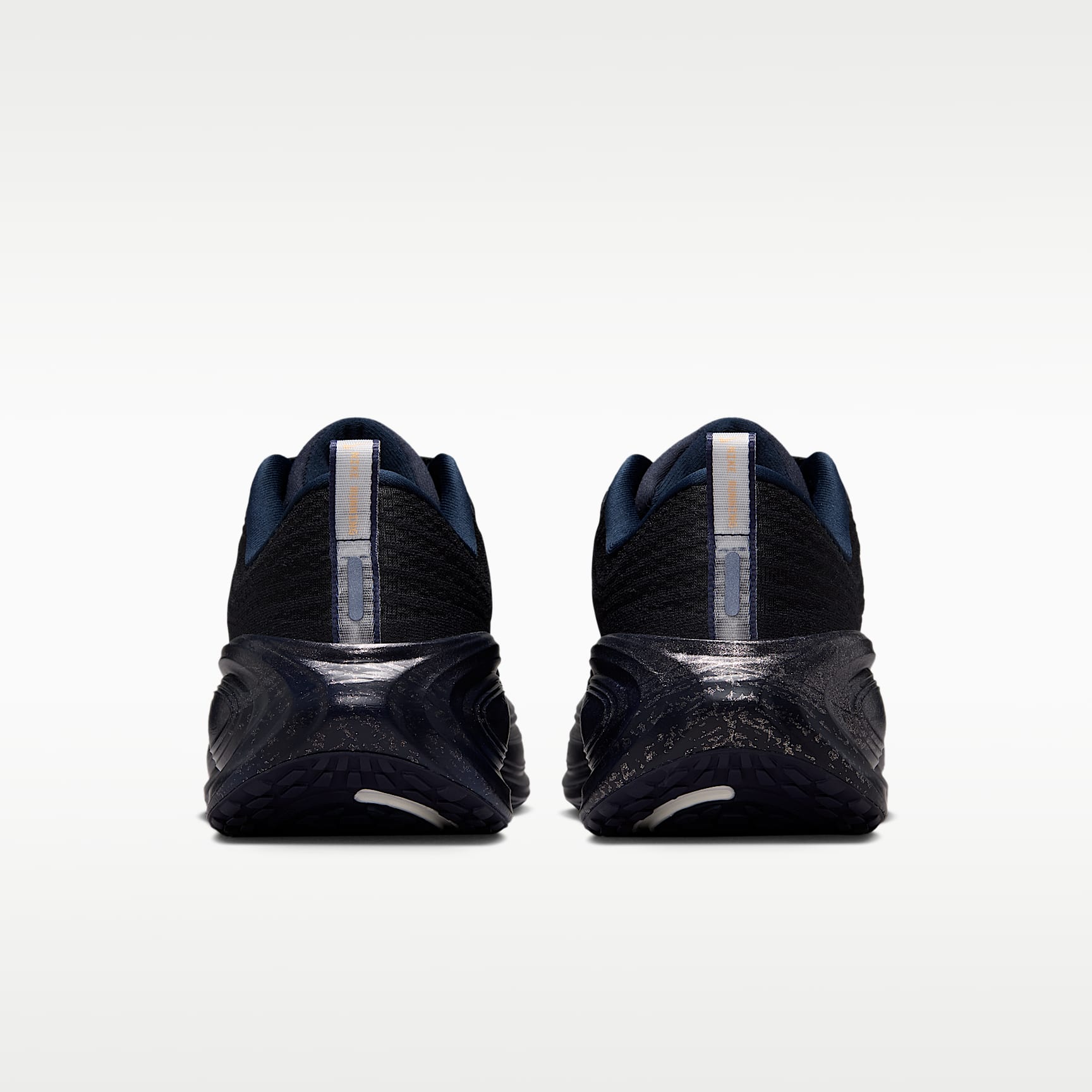 Nike Vomero Plus "Keely Hodgkinson" Straßenlaufschuh (Damen) – Pitch Blue/Blur/Blackened Blue/Schwarz