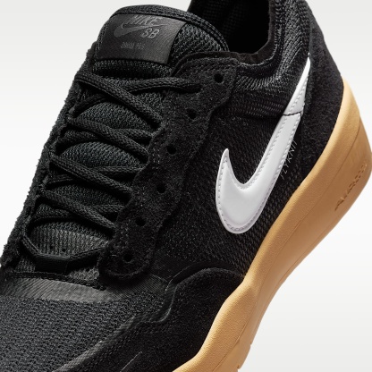 Nike SB PS8 Schuh (Herren) – Schwarz/Anthracite/Gum Yellow/Weiß