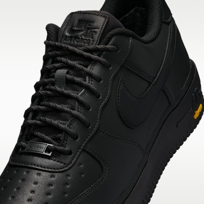 Air Force 1 GORE-TEX Vibram Schuh (Herren) – Off Noir/Speed Yellow/Schwarz