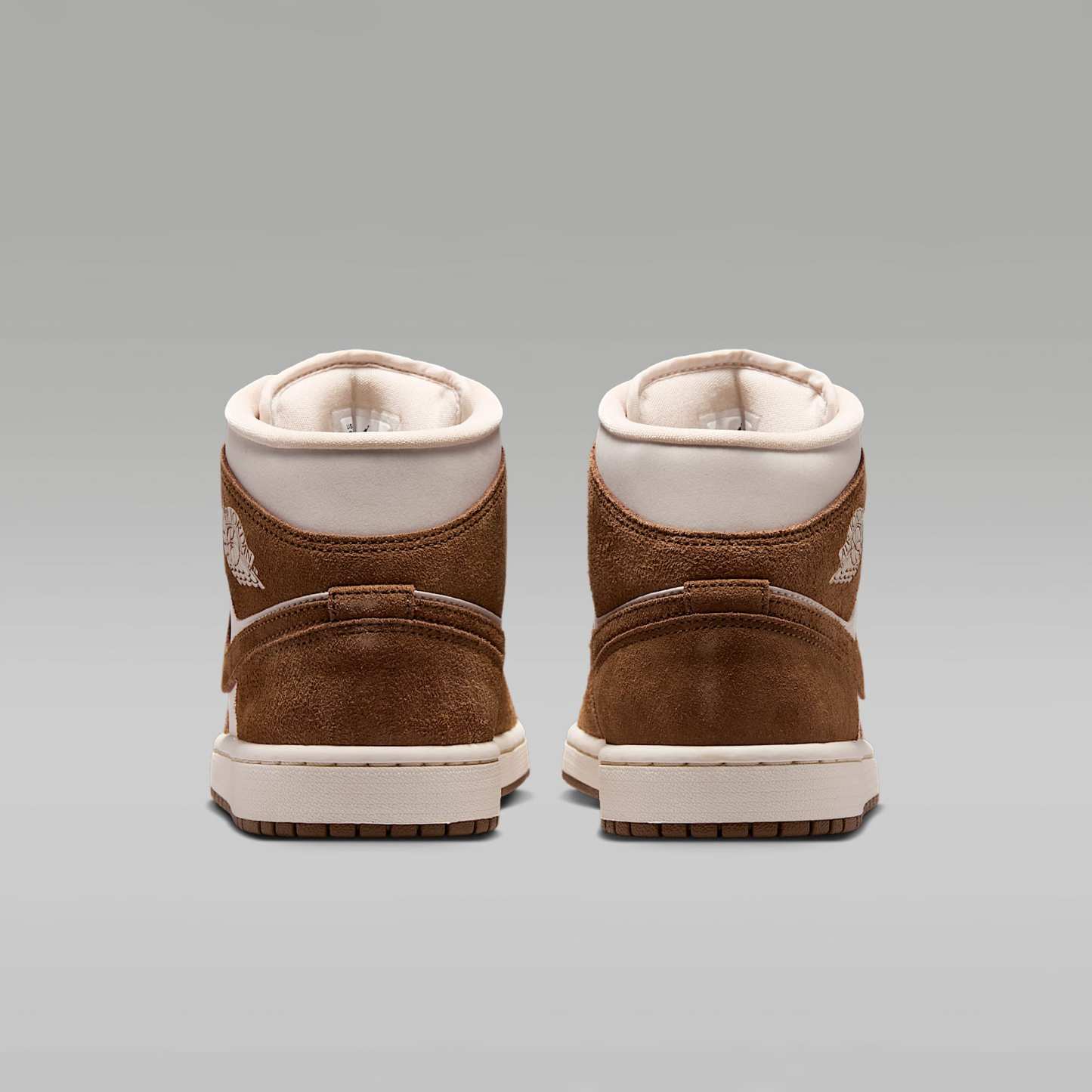 Air Jordan 1 Mid Schuh (Damen) – Light British Tan/Chalk