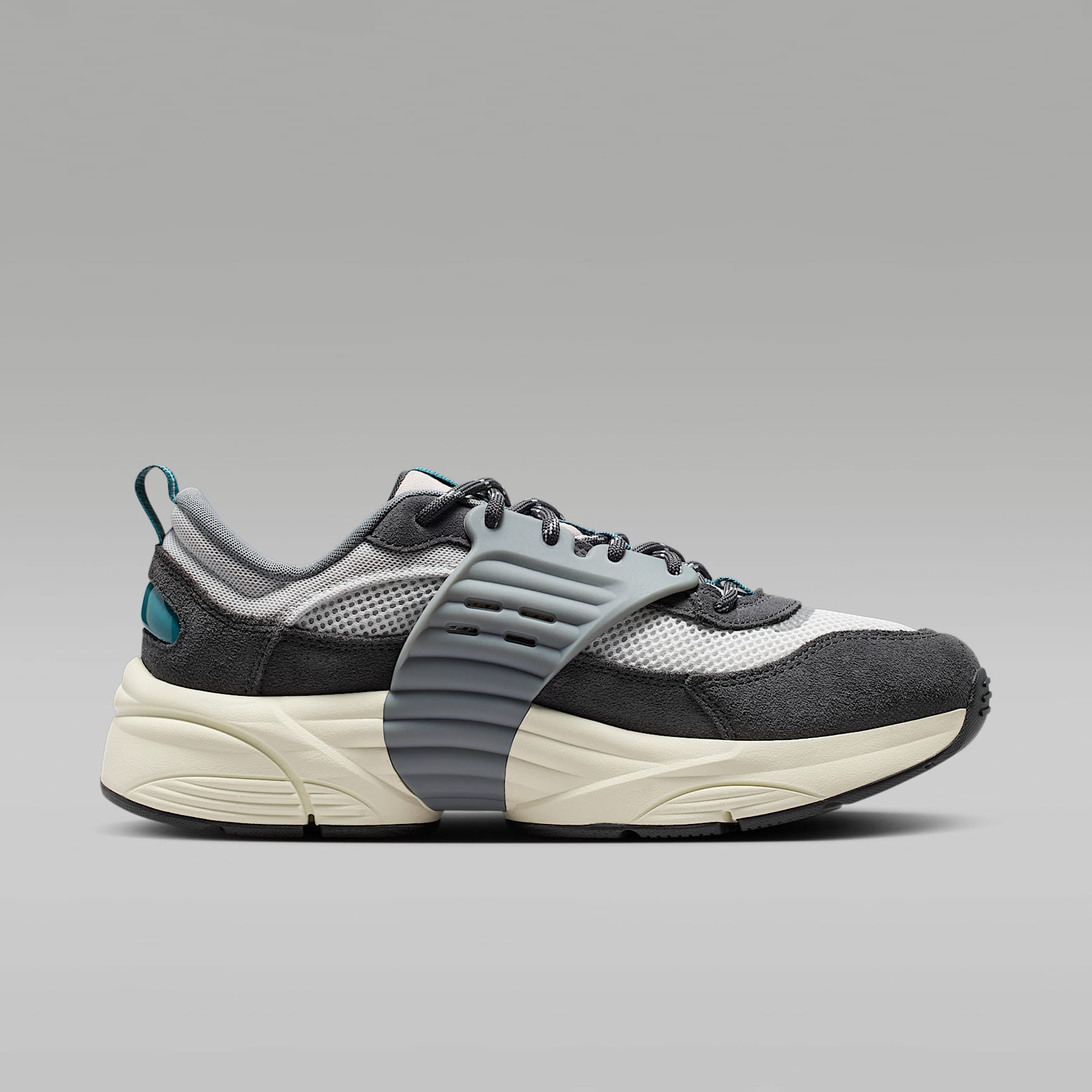Jordan Trunner O/S Schuhe (Herren) – Photon Dust/Anthracite/Cool Grey/Ash Green